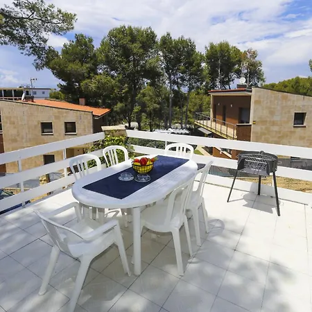 Holiday home Codolar Family House